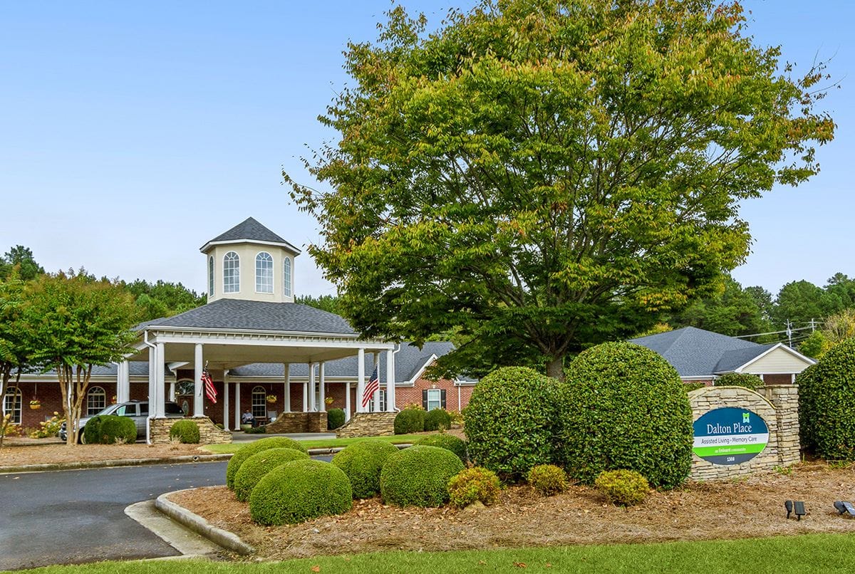 Exterior view of Dalton Square assisted living facility