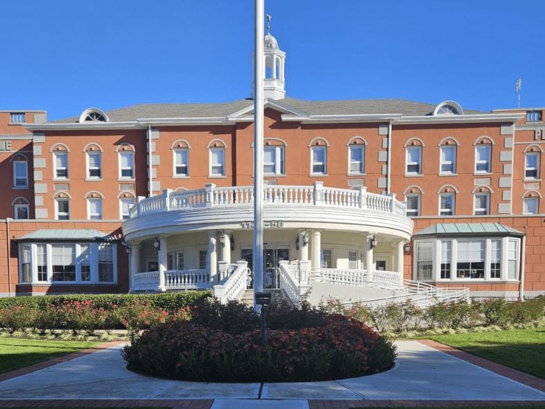 Exterior view of Plattduetsche Home Society building