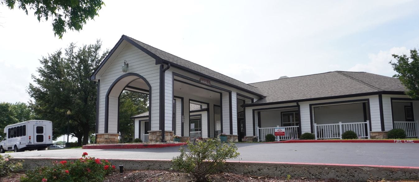 Front entrance of Sodalis Temple assisted living facility