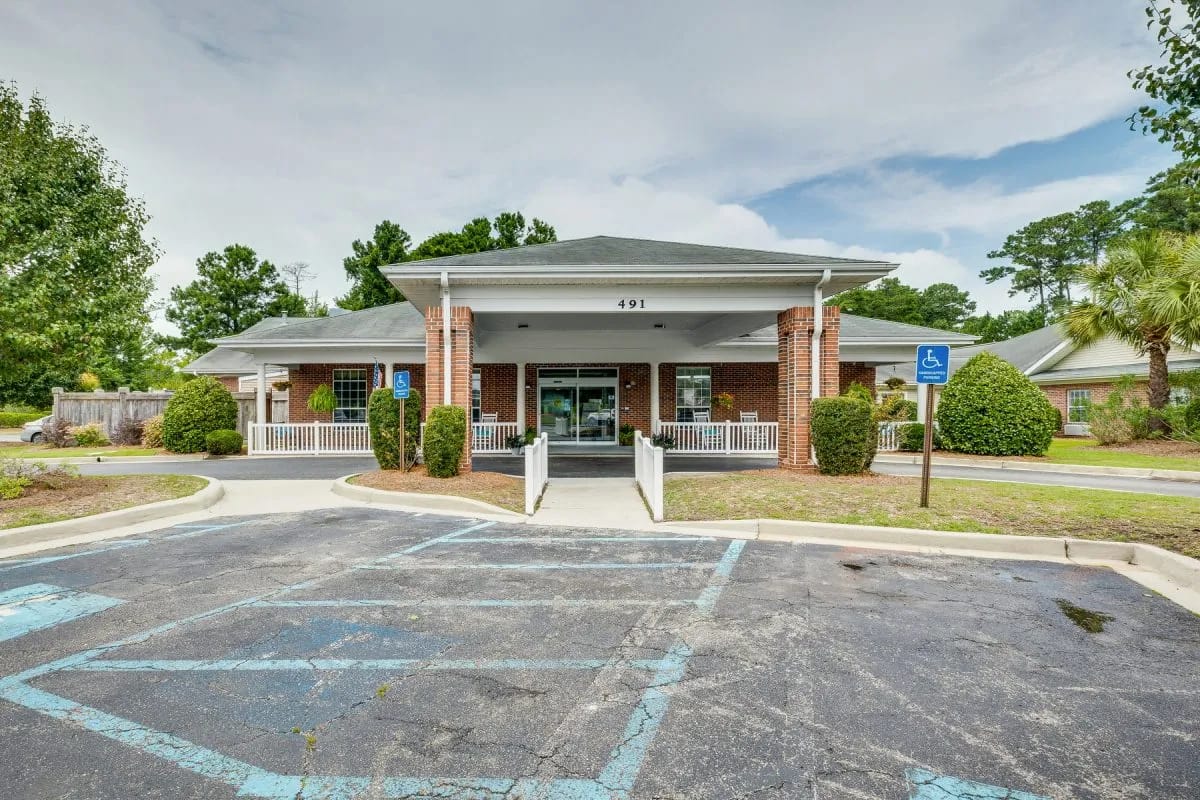 Front view of the assisted living facility with accessible parking