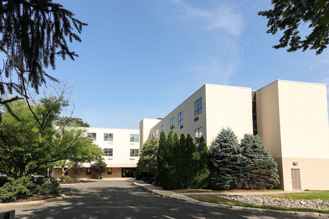 Exterior view of AristaCare at Norwood Terrace building