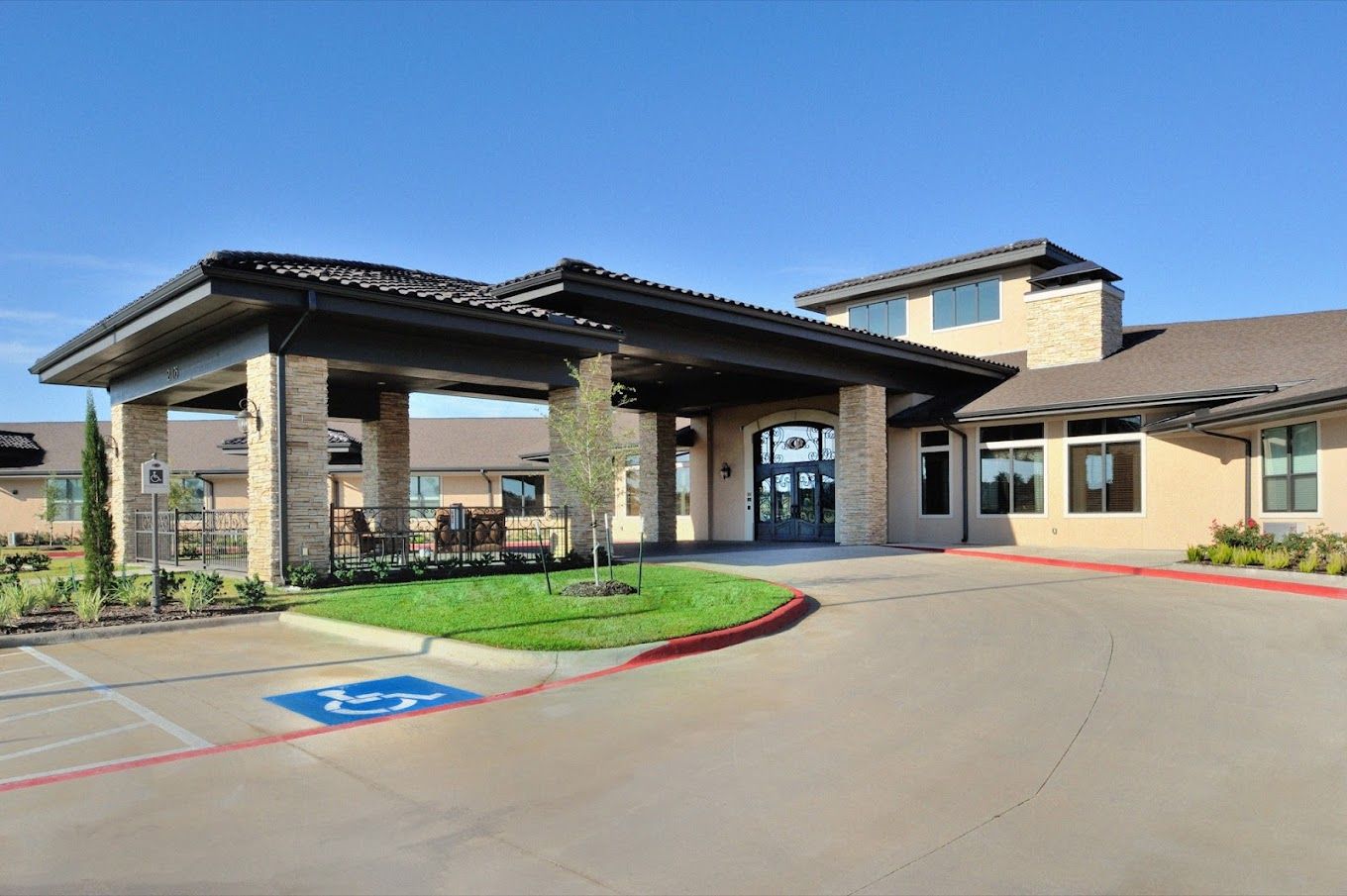 Exterior view of Clayton Oaks Living facility entrance