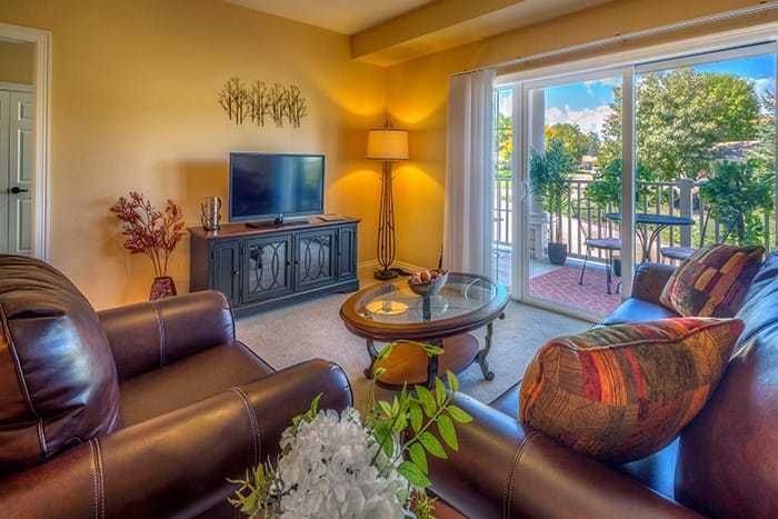 Comfortable living area with a view to the outdoors