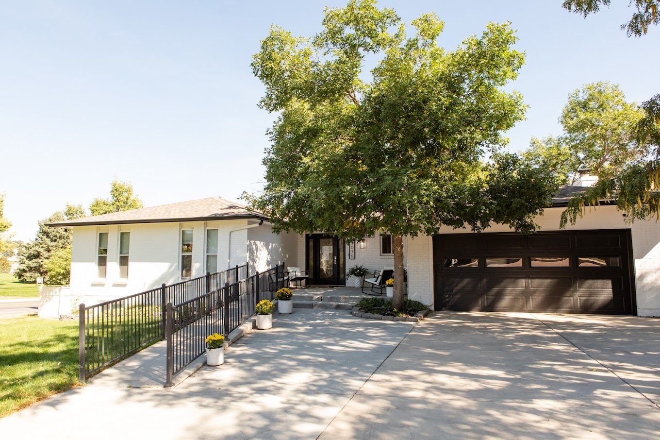 Exterior view of the Garden Ranch Assisted Living entrance