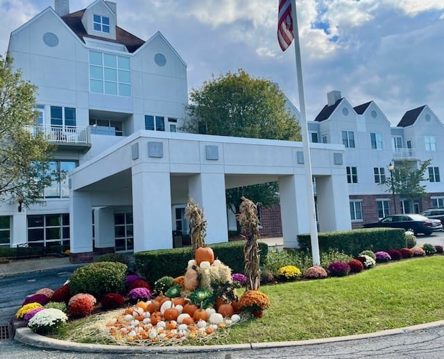 Exterior view of Glen Arden Inc with seasonal decorations