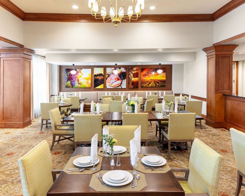 Garden Estates of Temple, assisted living in Temple, TX — Elegant dining room with tables set for meals