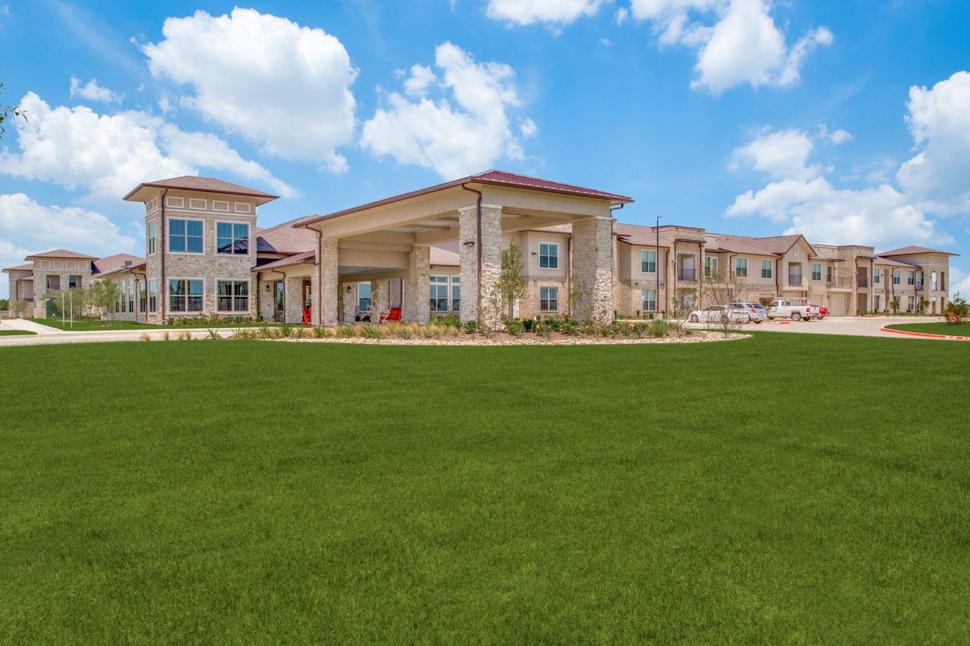 Exterior view of Arabella of Red Oak Senior Living