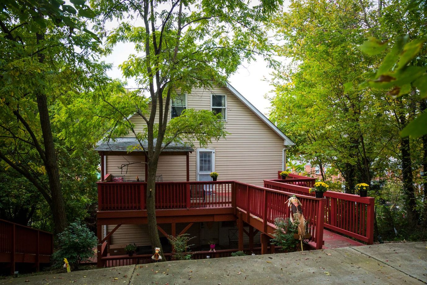 Exterior view of Pleasant Garden I surrounded by trees