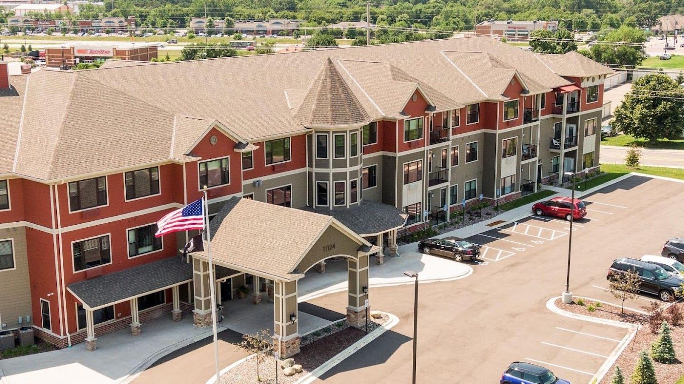 Aerial view of Elk River Senior Living building and entrance.