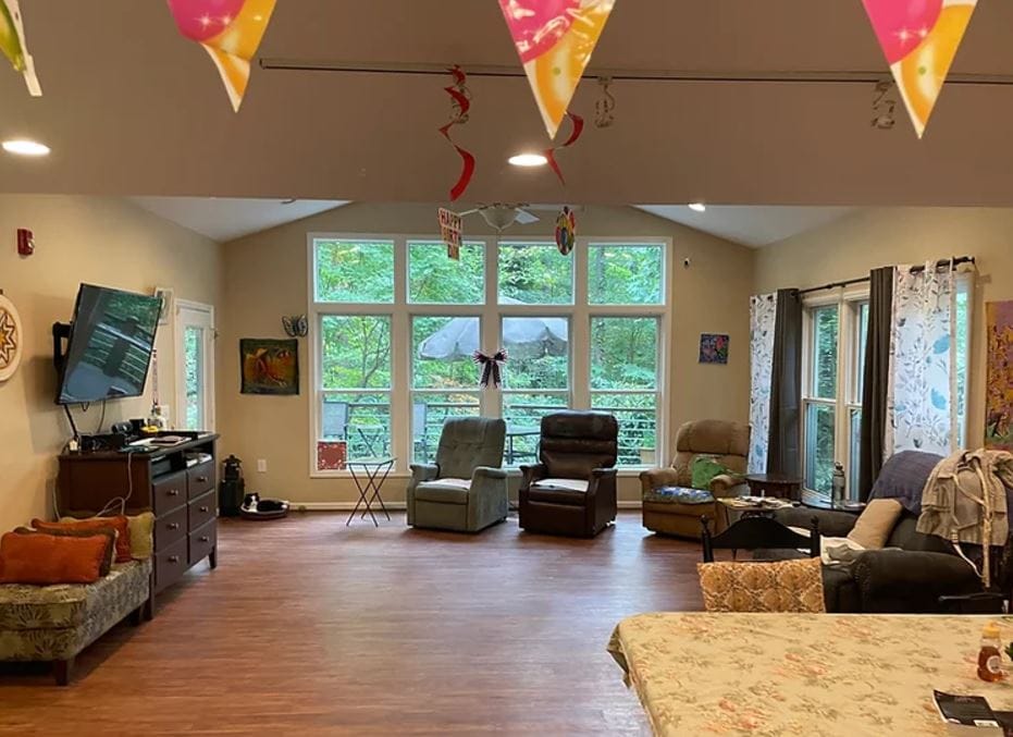 Bright and cozy common area with seating