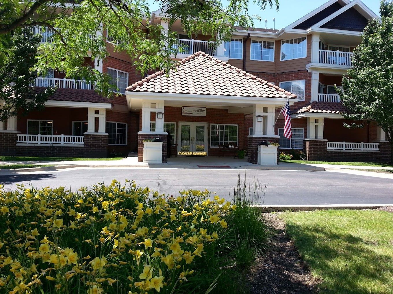 Exterior view of The Reserve of Geneva with landscaping