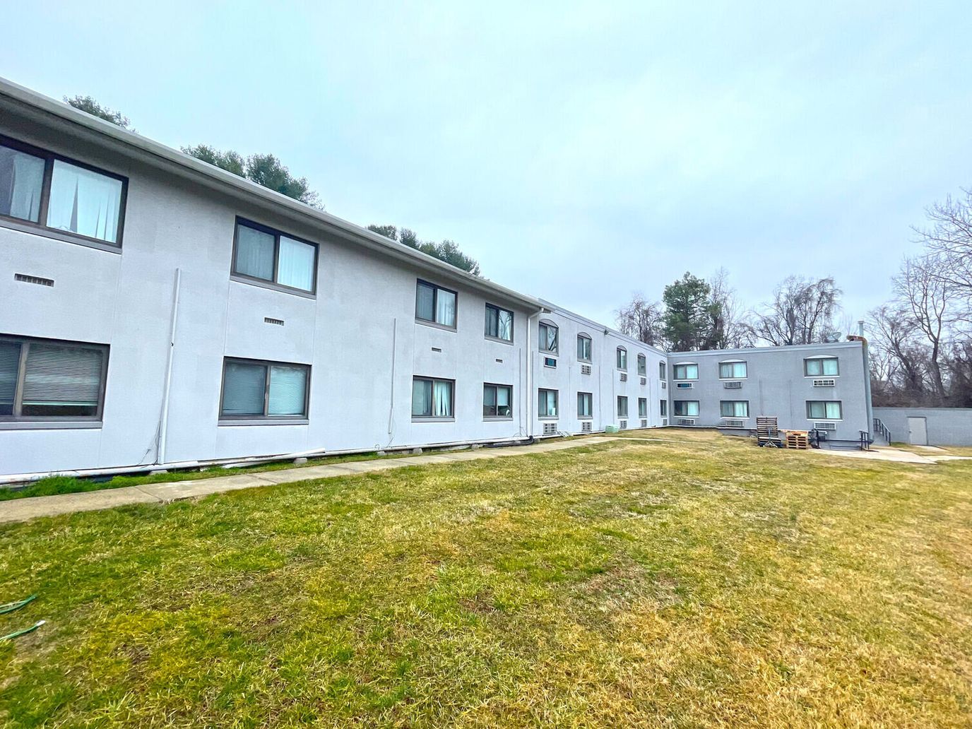 Exterior view of Bel Pre Healthcare Center building