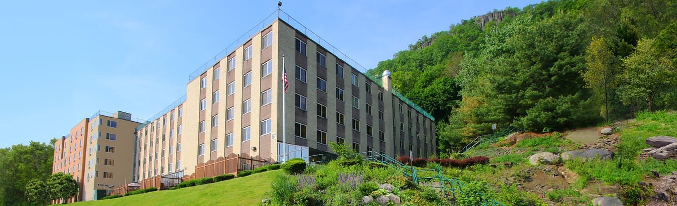 Exterior view of Northern Riverview Assisted Living facility