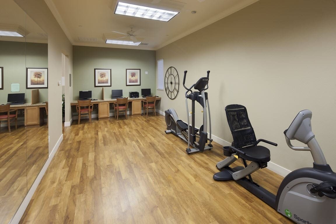 Well-equipped fitness area with exercise machines