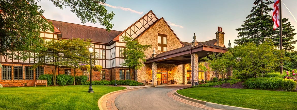 Exterior view of Covenant Living at Windsor Park entrance