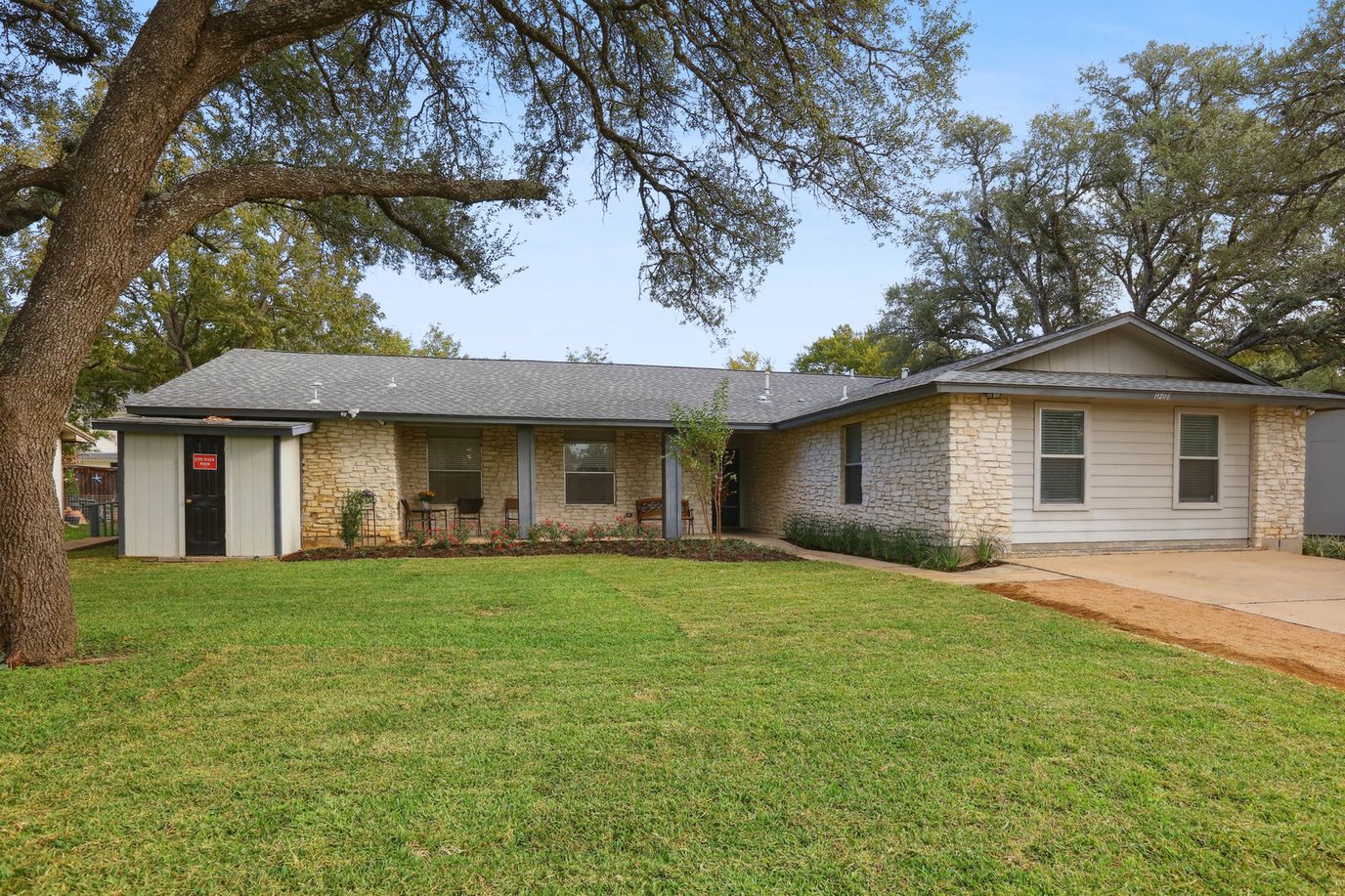 Exterior view of the Silverleaf Eldercare building
