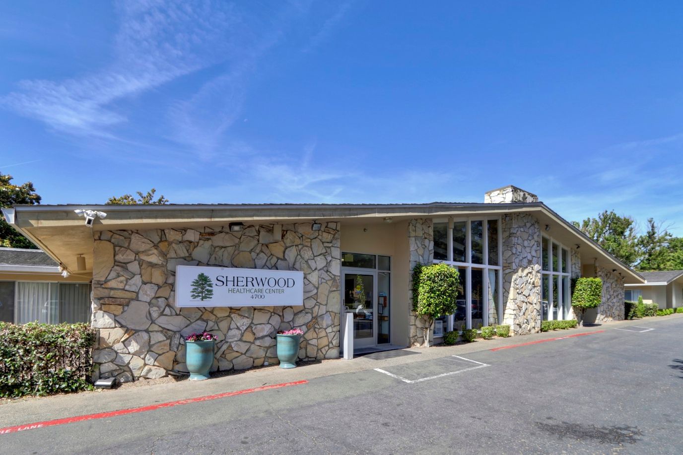 Exterior view of Sherwood Healthcare Center building