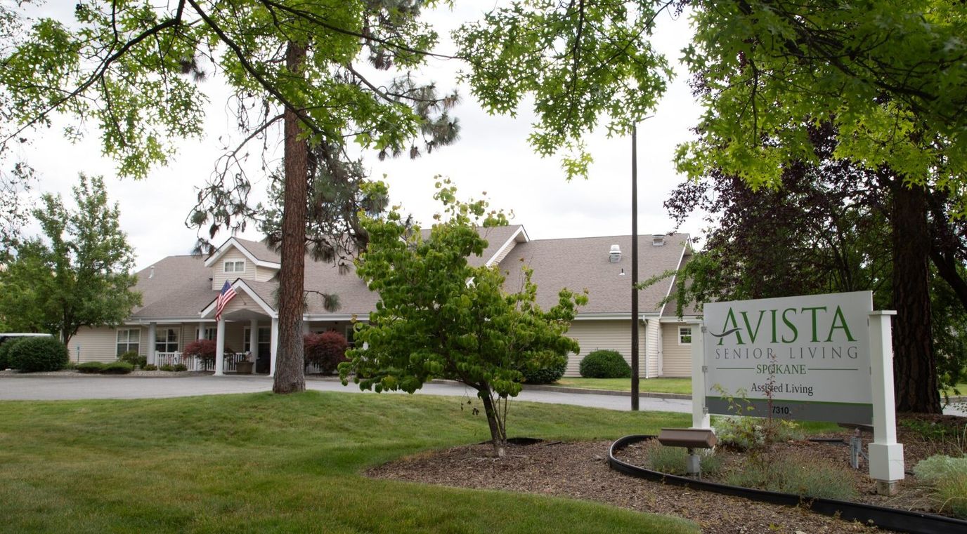 Exterior view of Avista Senior Living facility entrance