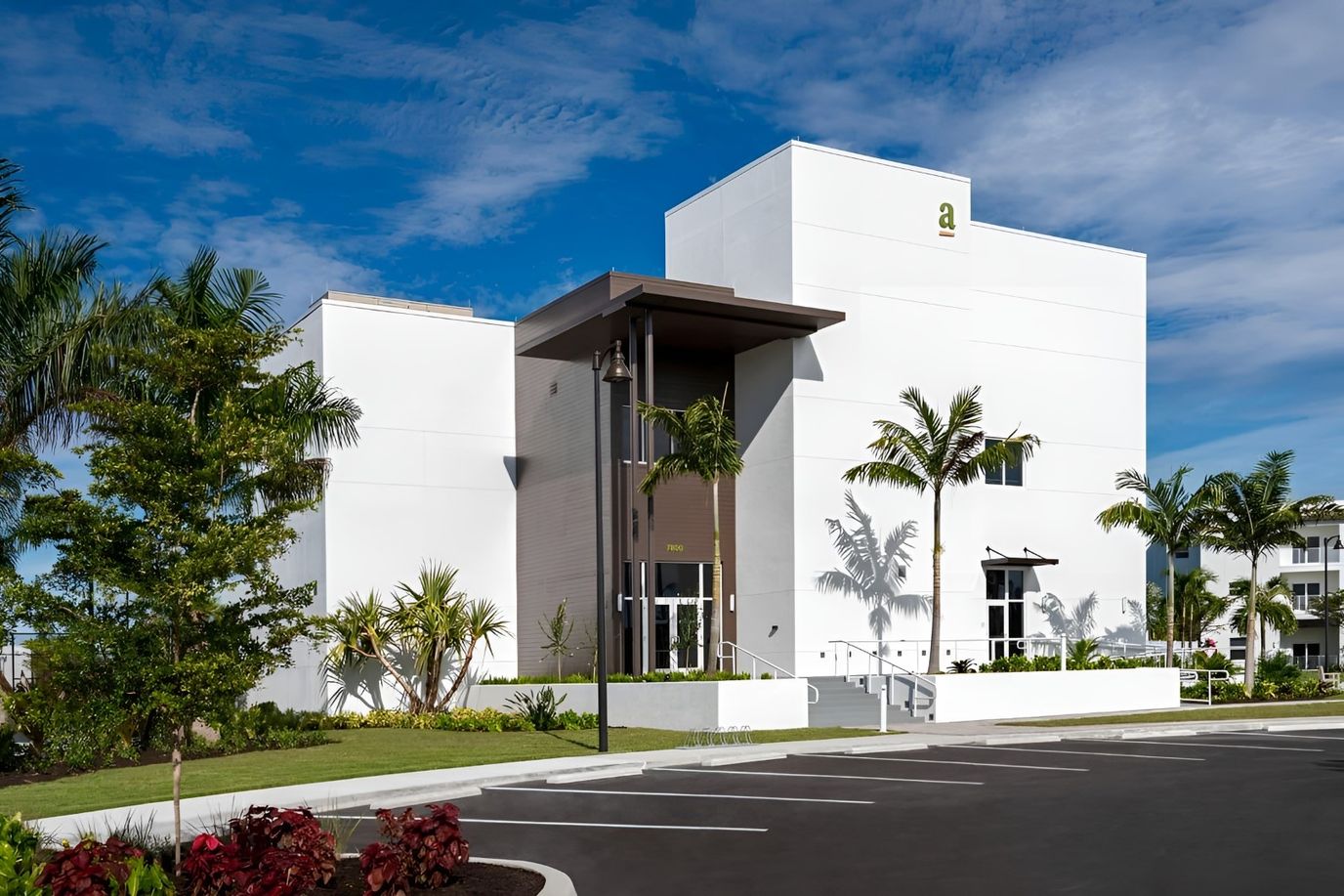 Exterior view of Amavida at Lakes Park building