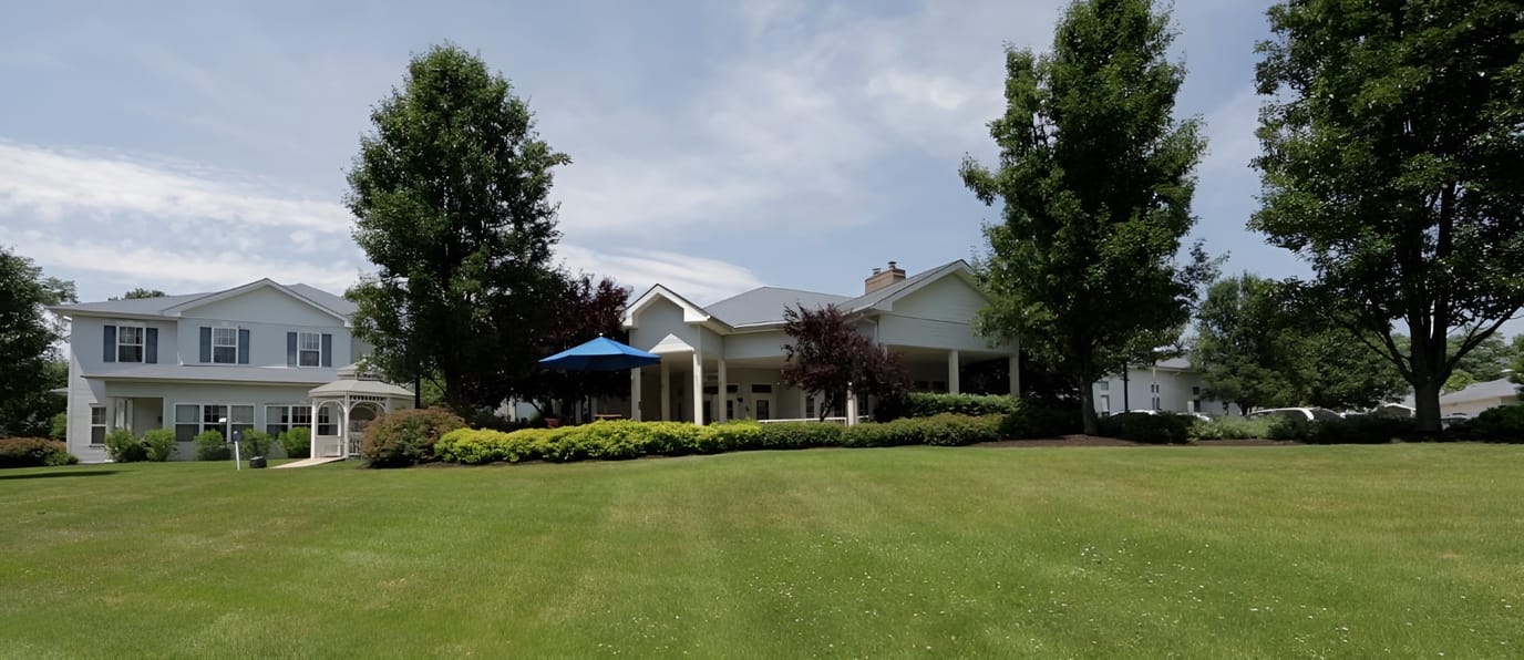 Exterior view of CareOne at Parsippany with green lawn