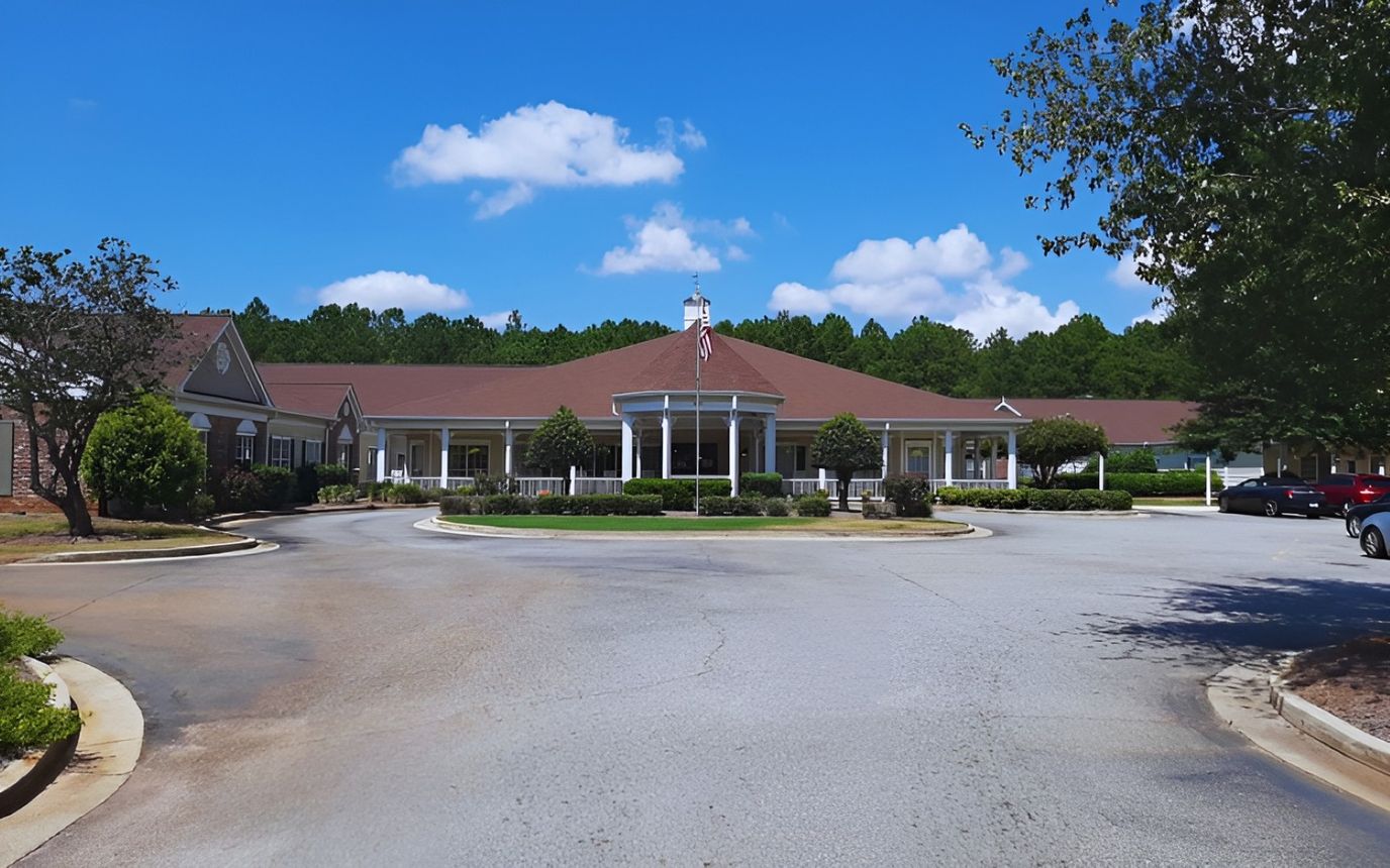 Exterior view of VIVA Senior Living at Albany