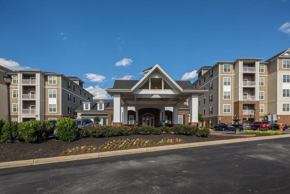 Exterior view of Regency Crest facility