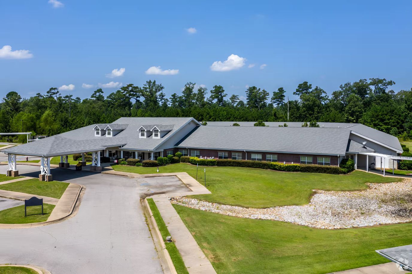 Exterior view of Whispering Knoll Affordable Assisted Living