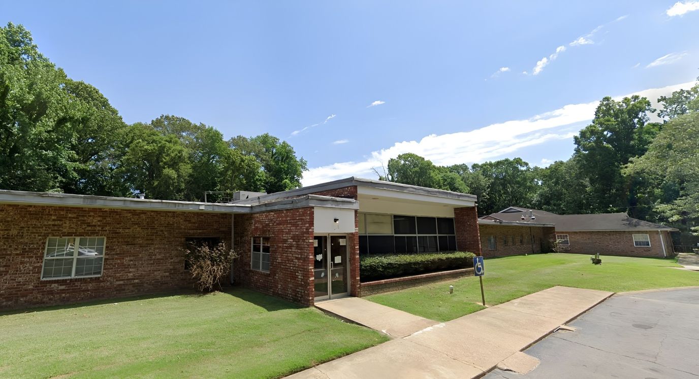 Crestpark Helena, LLC