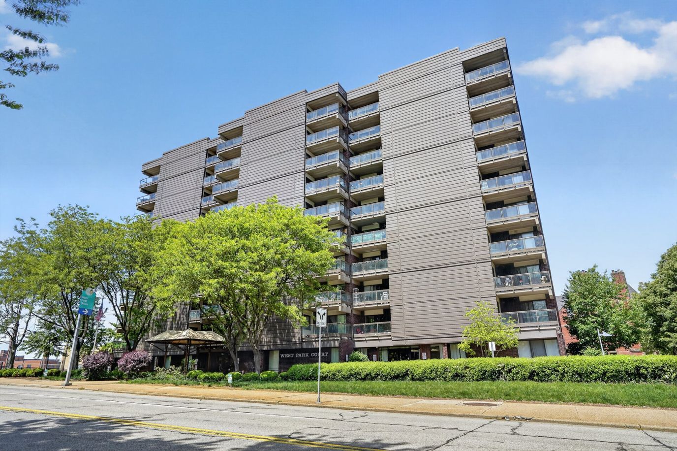 Exterior view of Hadley Villas building