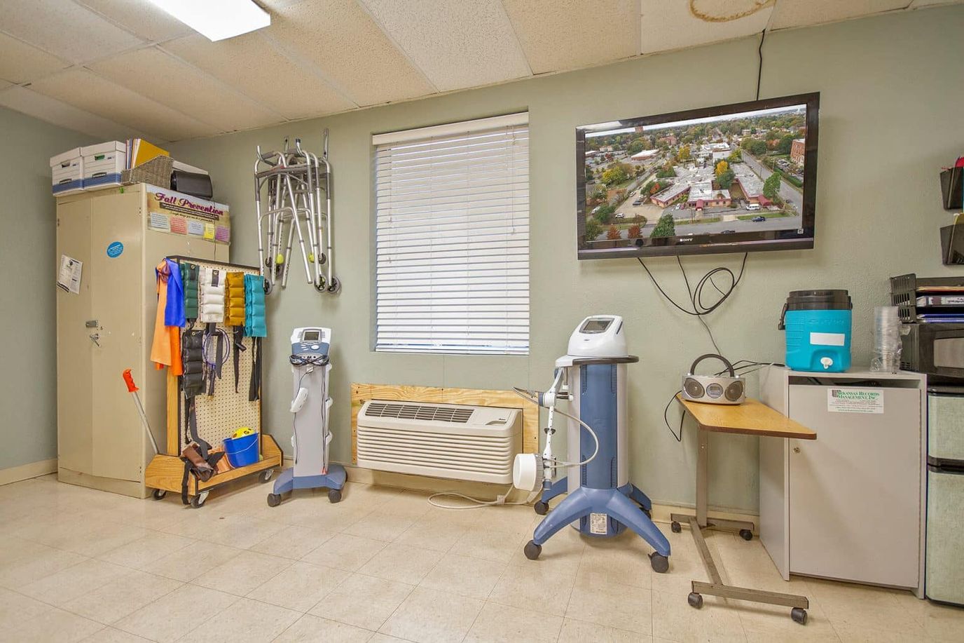 Interior therapy room with equipment
