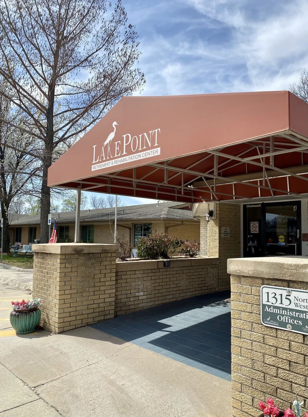 Entrance of LakePoint facility with awning