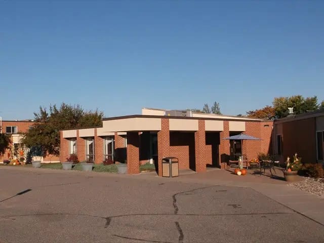 Outdoor view of the assisted living facility entrance