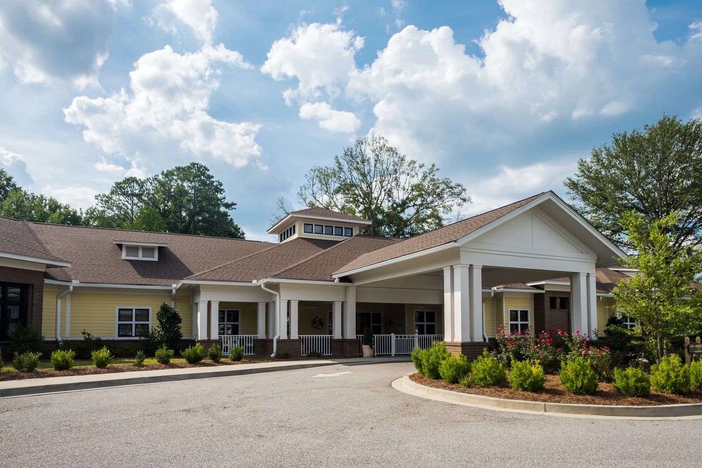Exterior view of White Oak Manor Rock Hill entrance