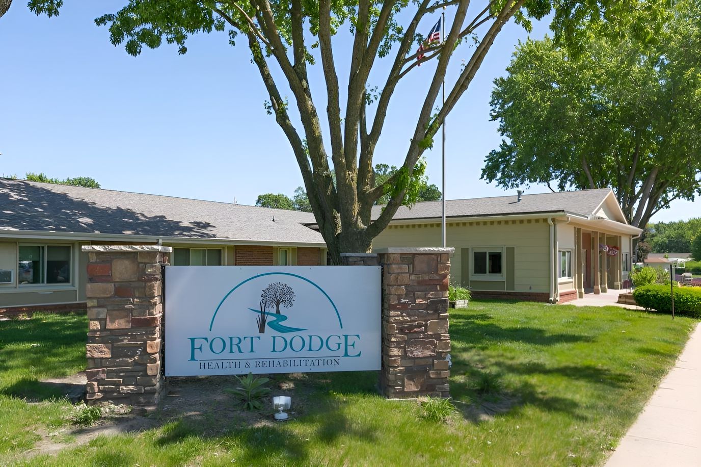 Exterior view of Fort Dodge Health and Rehabilitation facility signage