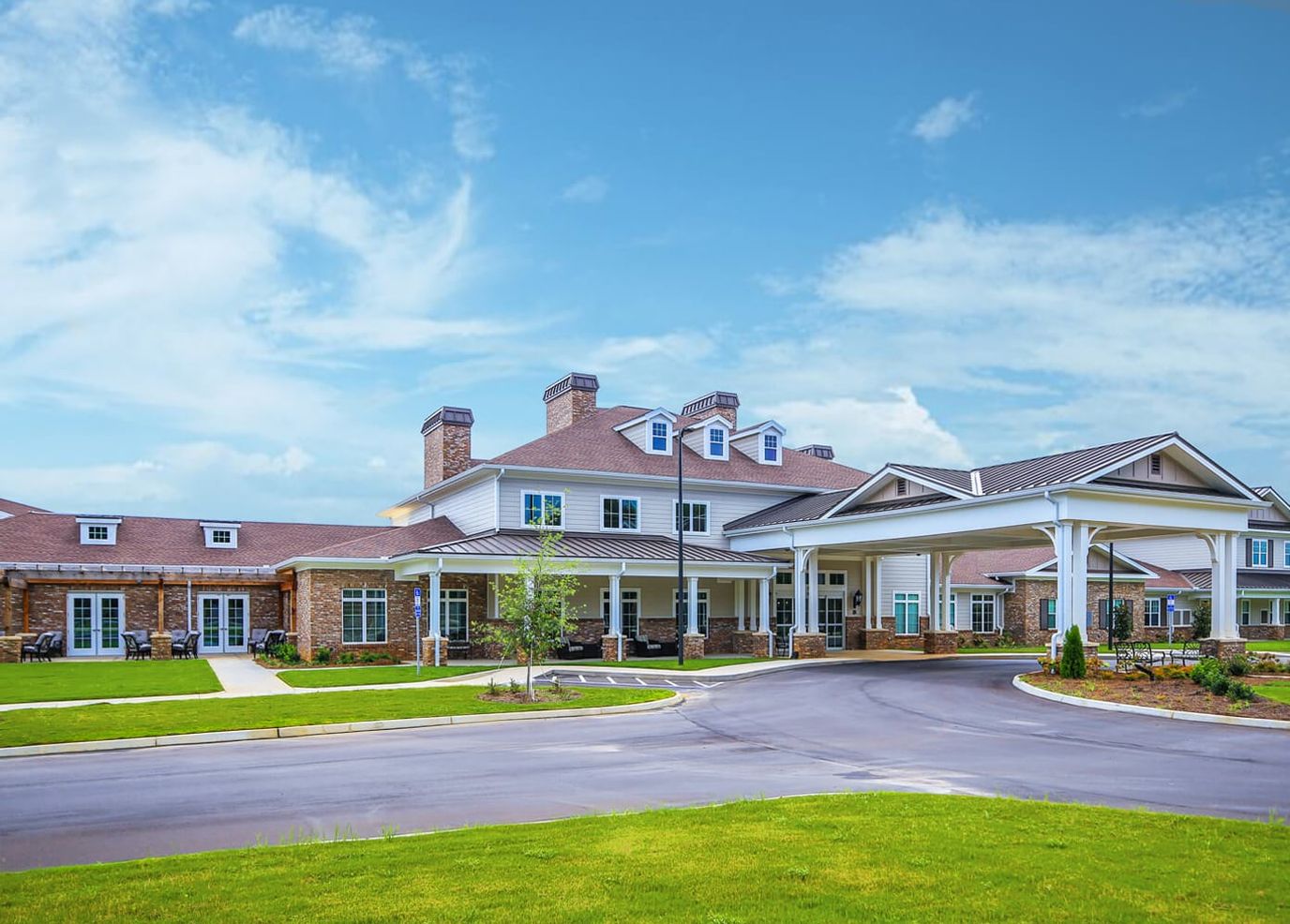 Exterior view of Grand South Senior Living ALF facility