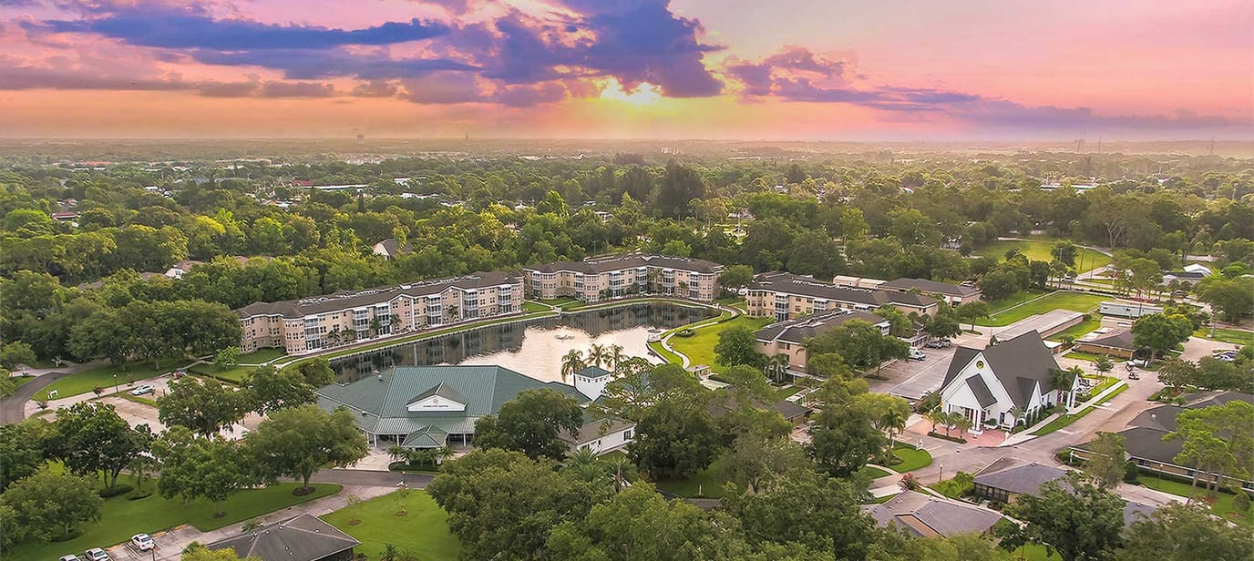 Aerial view of Sunnyside Manor surrounded by greenery