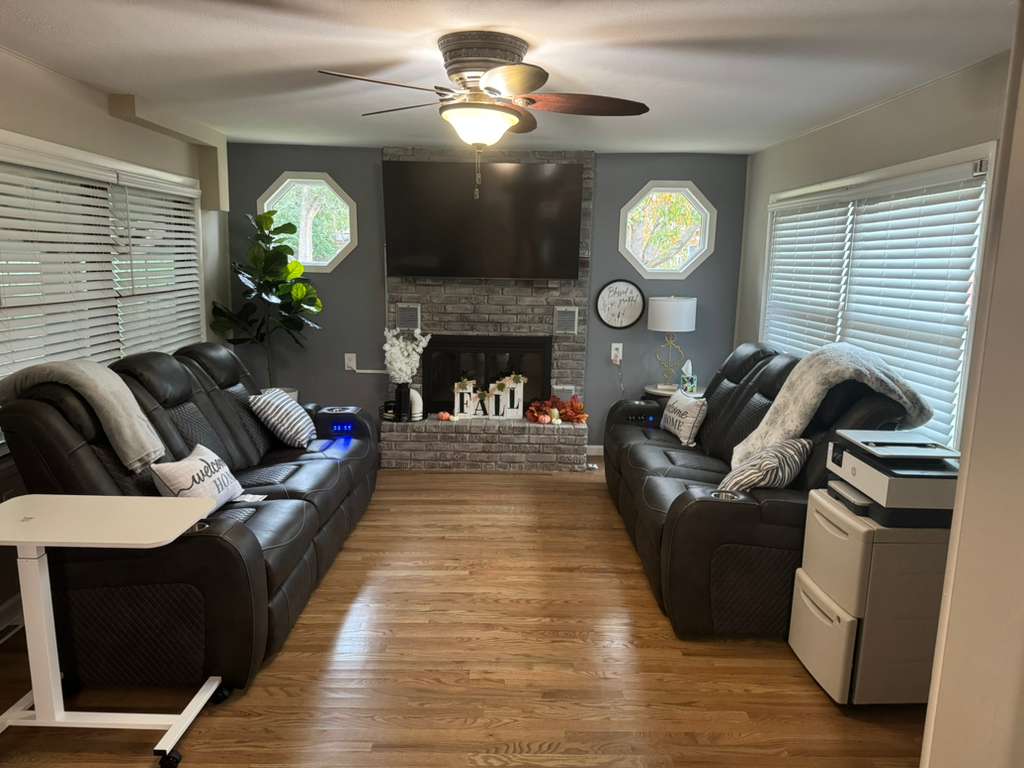 Comfortable common area with couches and decor