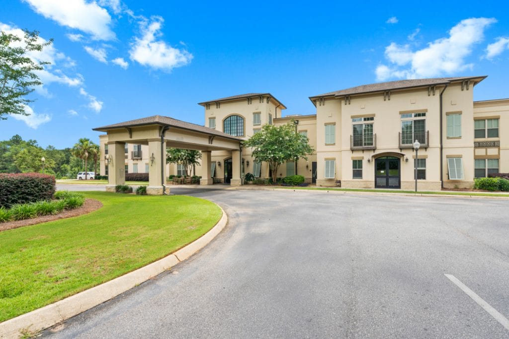 Exterior view of Seabrook Pointe with landscaped entrance