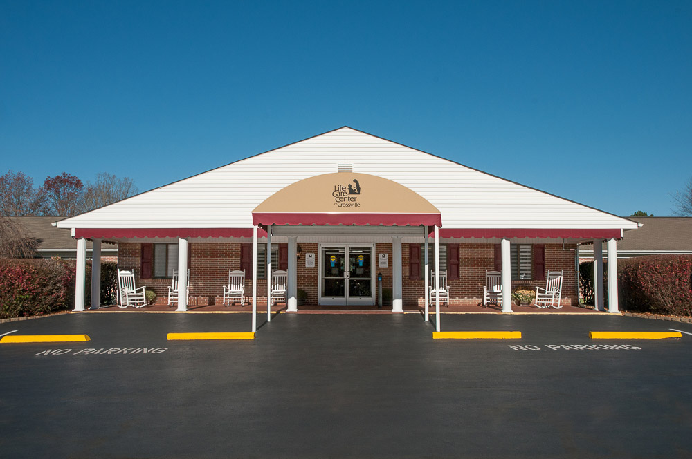 Front entrance of Life Care Center of Crossville