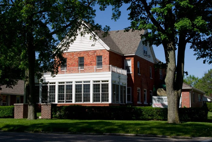 Exterior view of Sanborn Gratiot Memorial Home
