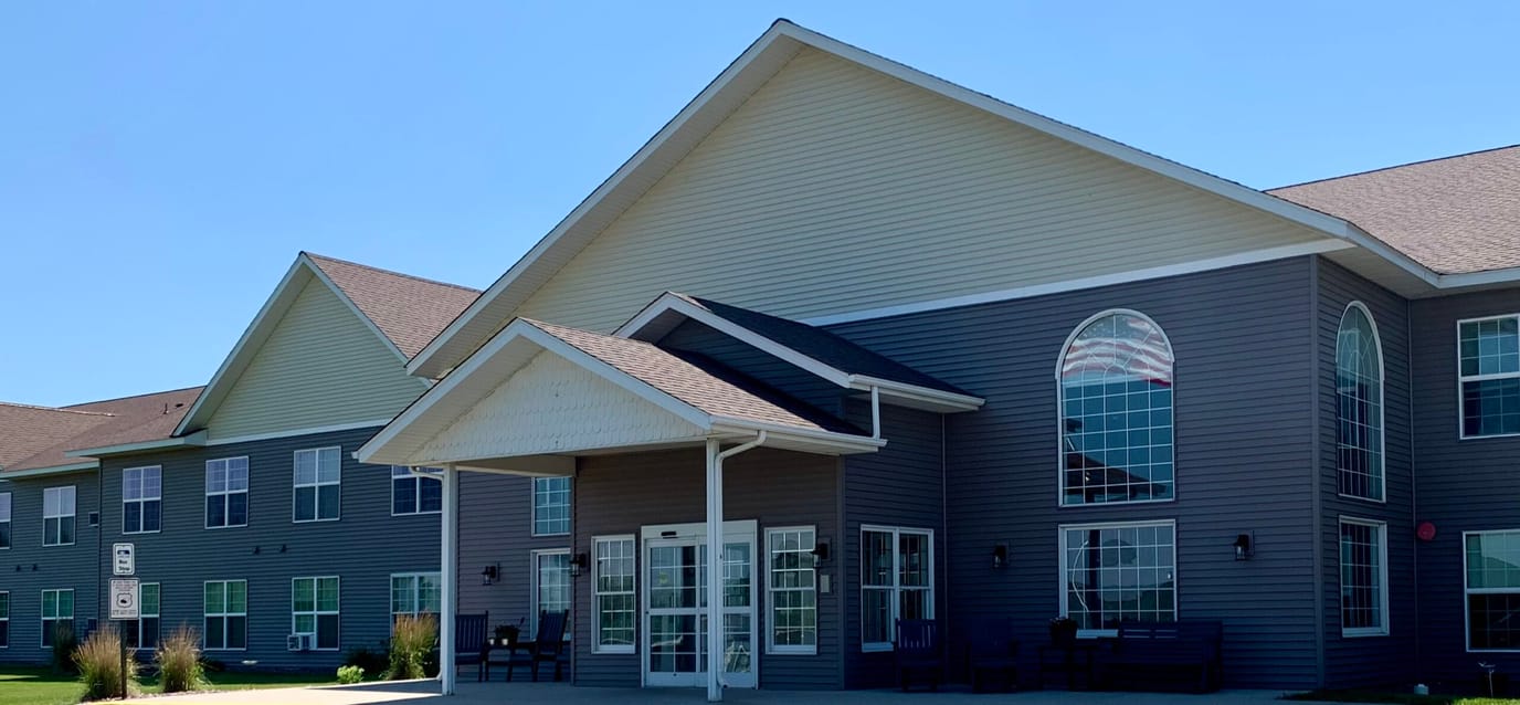 Exterior view of the Ecumen Sand Prairie building