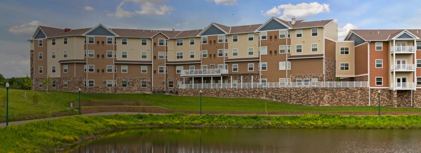 Exterior view of Polar Ridge Senior Living facility