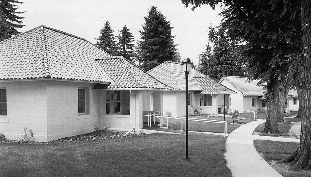 Exterior view of assisted living cottages and pathways