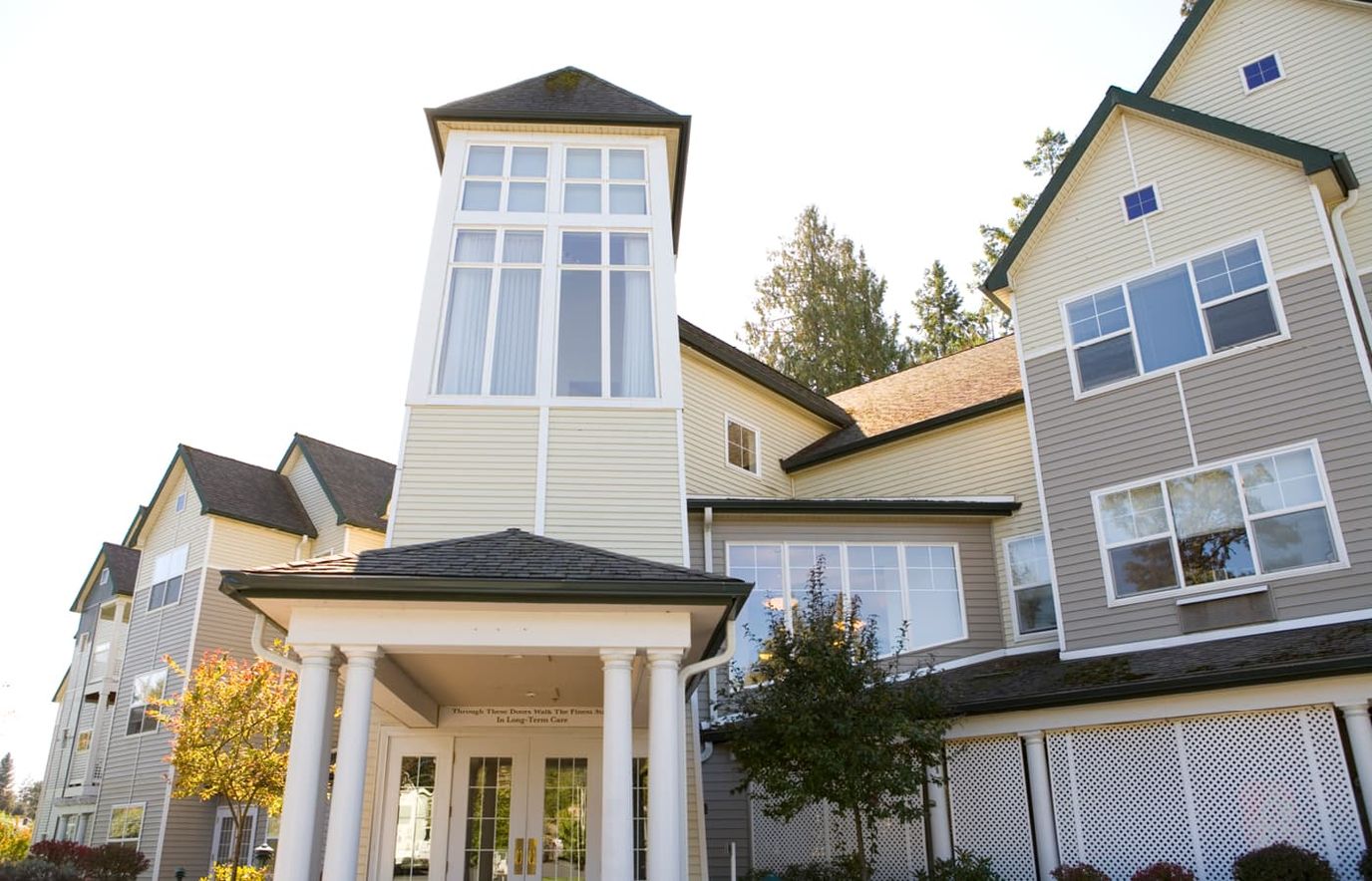 Front exterior of Avamere at Sandy Assisted Living Facility