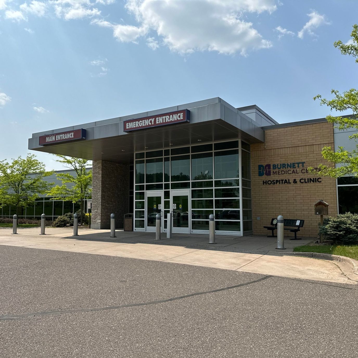Exterior view of the Burnett Medical Center entrance