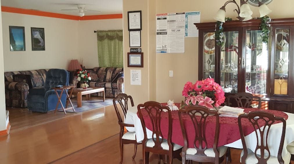 Cozy common area with seating and dining table