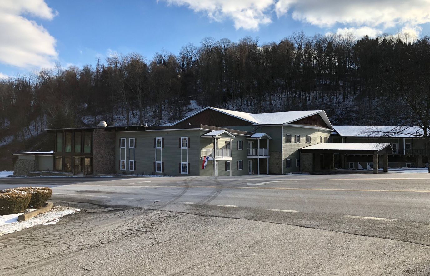 Exterior view of Woodview Independent Senior Living facility