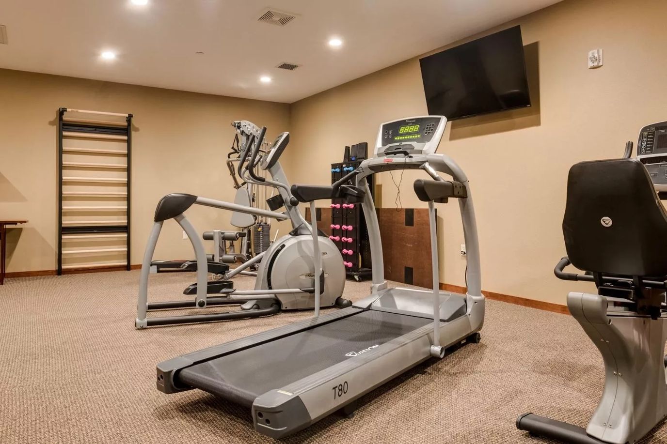 Treadmill and elliptical machines in the fitness center