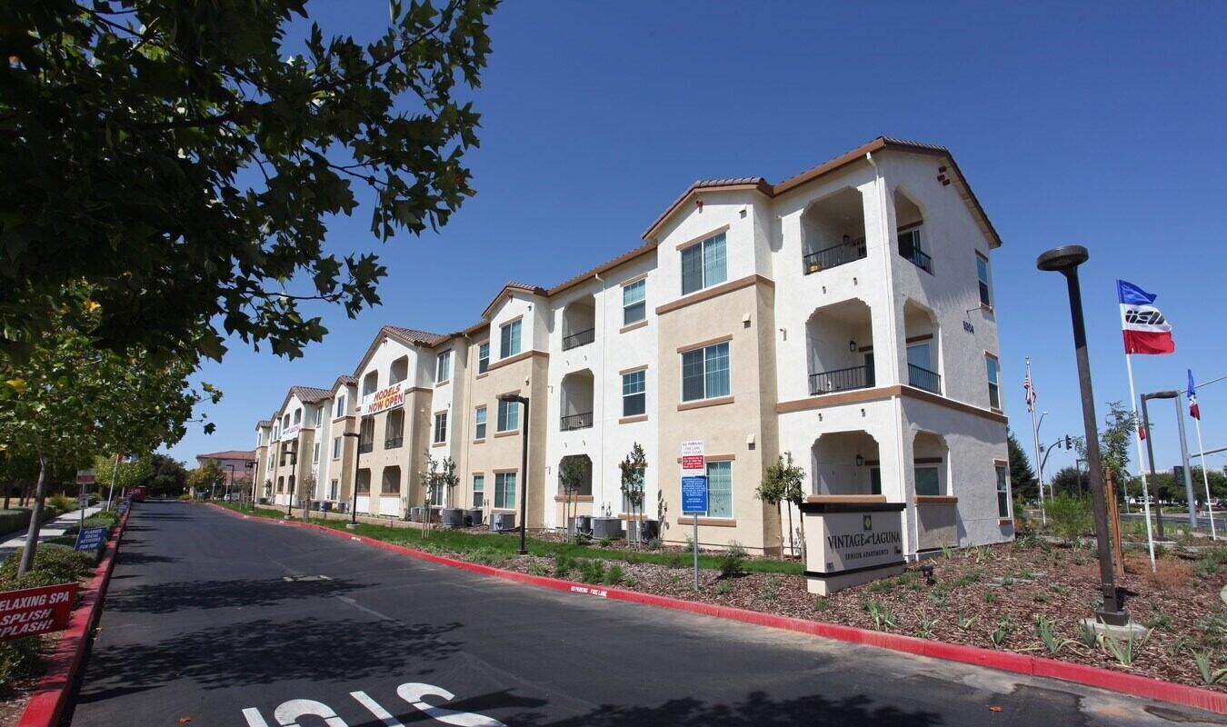 Exterior view of Vintage at Laguna II Apartments in Elk Grove, CA