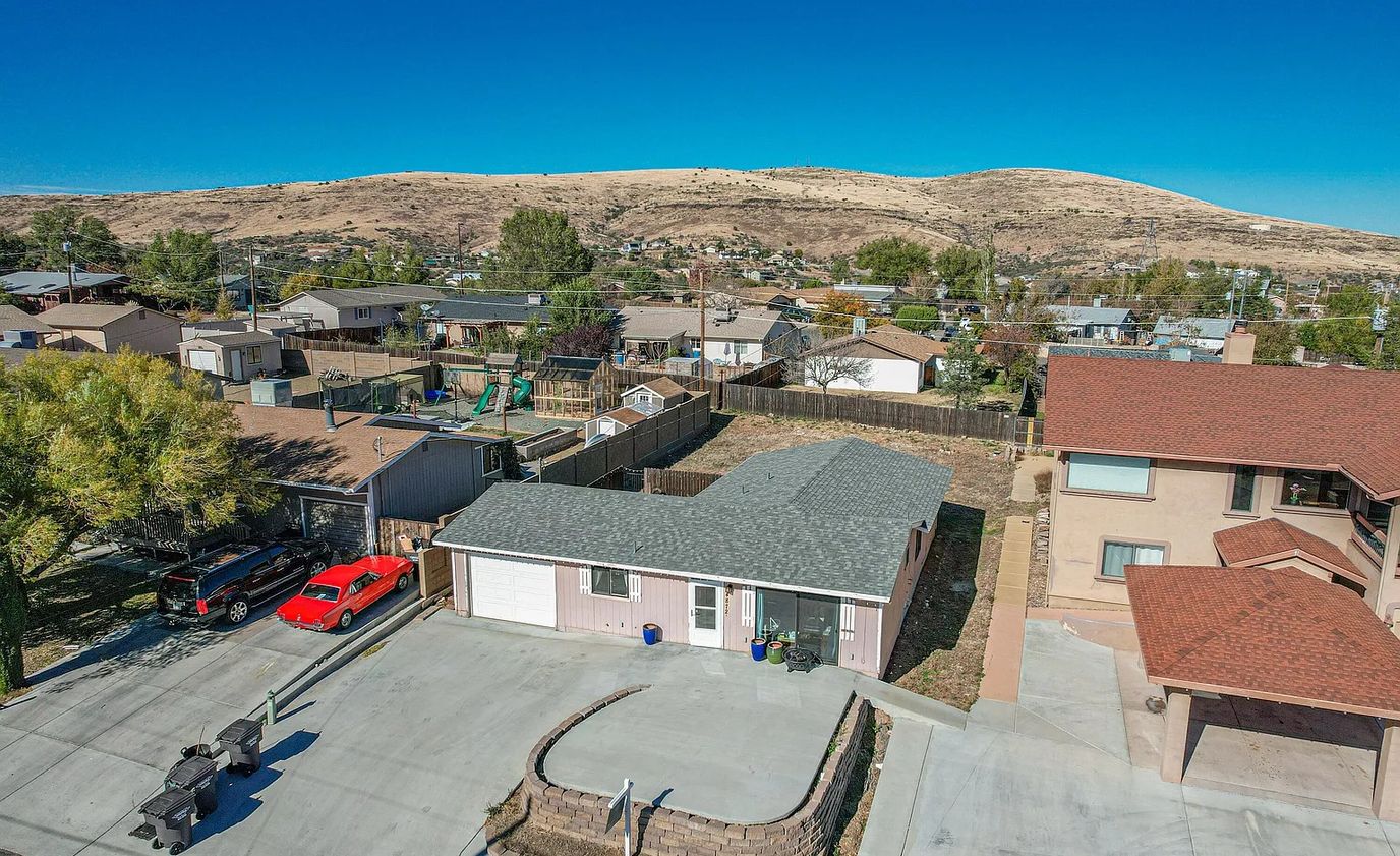 Aerial view of American Heritage Senior living facility in Prescott, AZ.